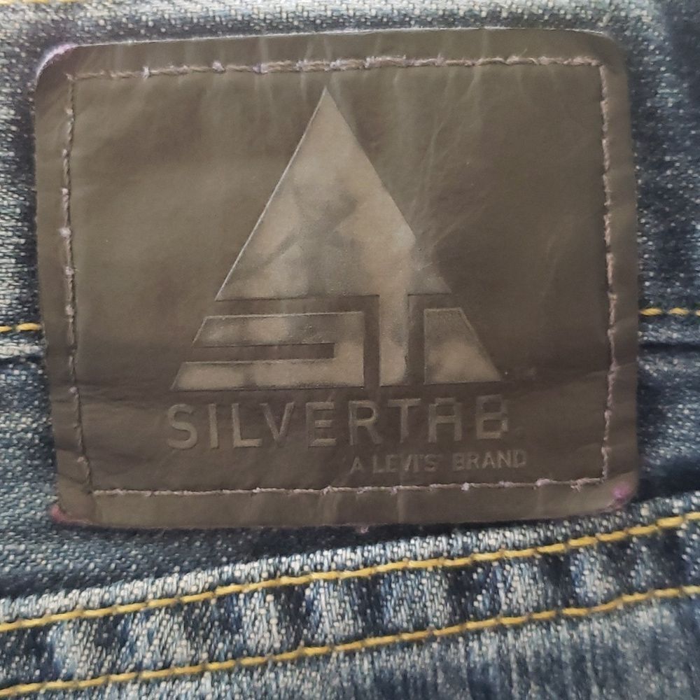 Levi's Silvertab Low and Loose Jeans Sz 36" x 30" - Picture 6 of 8